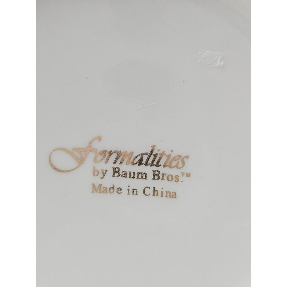​Formalities Baum Bros Pierced Lattice Rose Bouquet Vase 7.75 In Cottage Nursery - Picture 8 of 9
